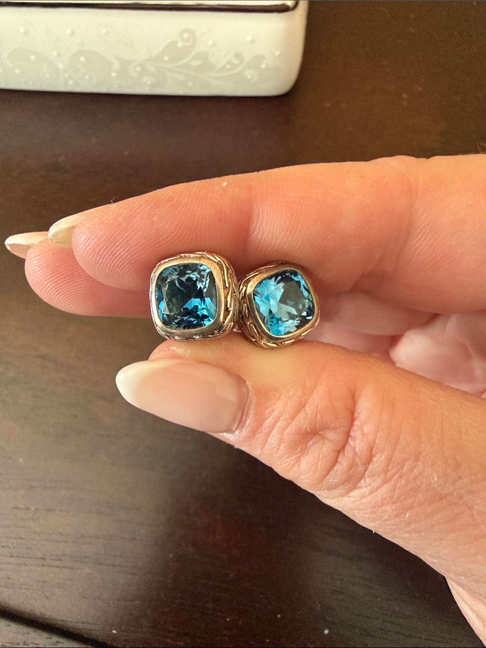 John Hardy classic chain blue topaz stud earrings